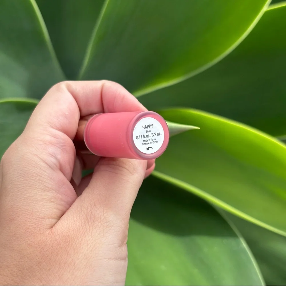 Rare Beauty Mini Blush • Happy